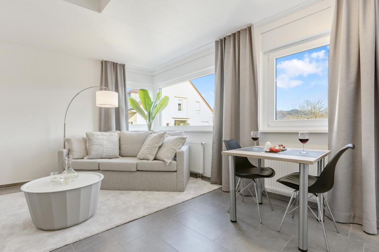 Empire Living: Denzlingen Marktplatz מראה חיצוני תמונה