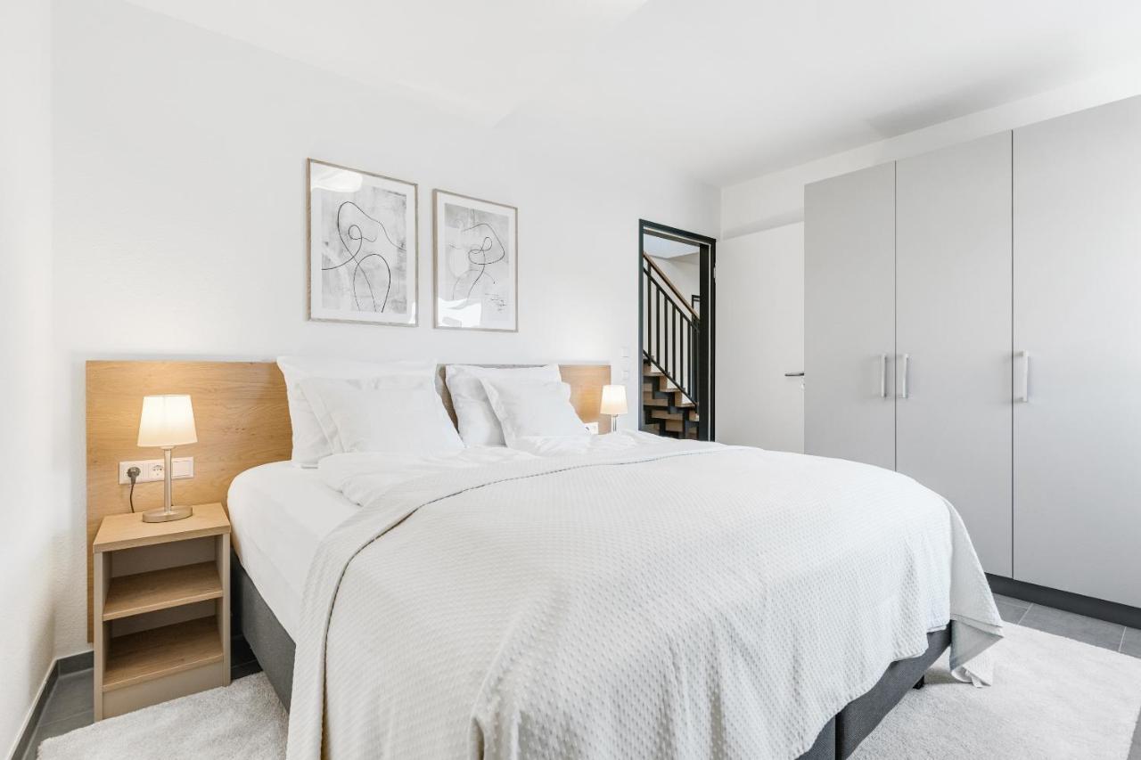 Empire Living: Denzlingen Marktplatz מראה חיצוני תמונה