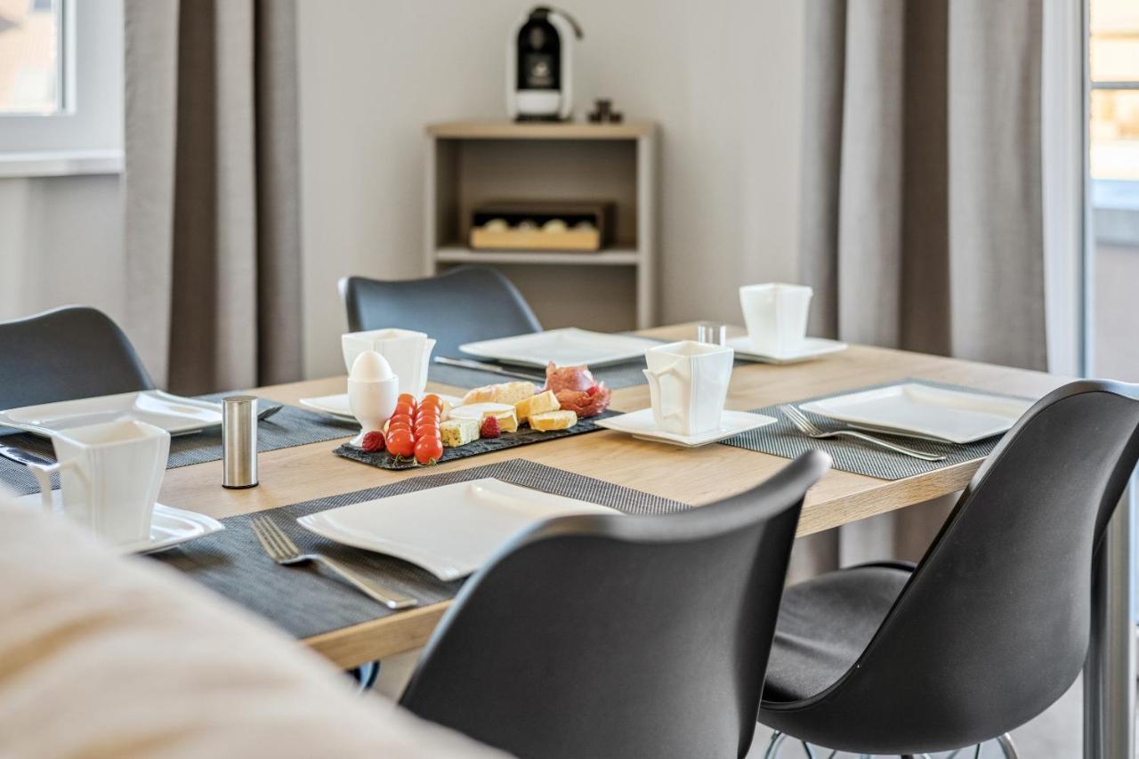 Empire Living: Denzlingen Marktplatz מראה חיצוני תמונה